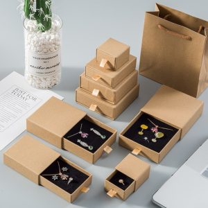 Sản xuất hộp giấy đựng thực phẩm